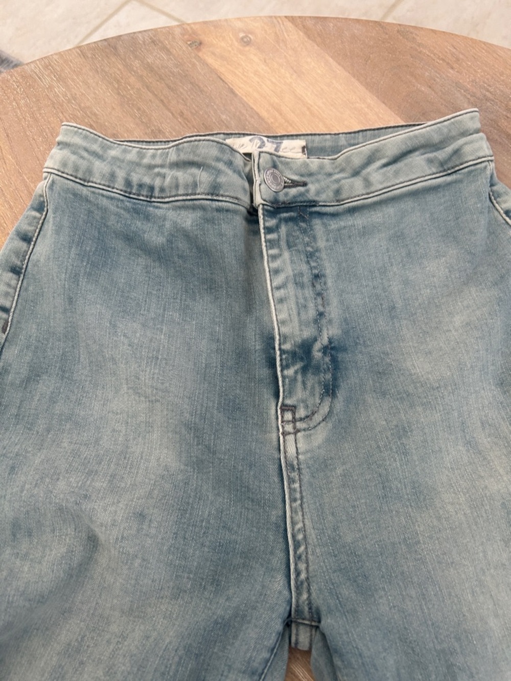 Free People Light Blue Bootcut Jeans size 27 length 32